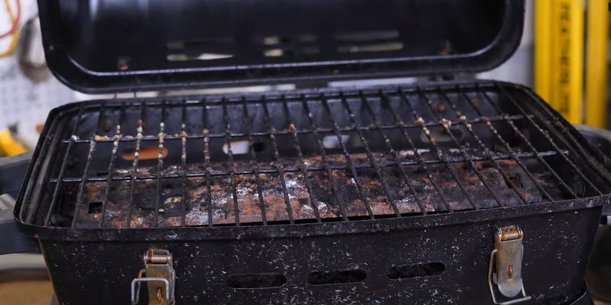 Clean Your Portable Gas Grill: Inspect the Grill